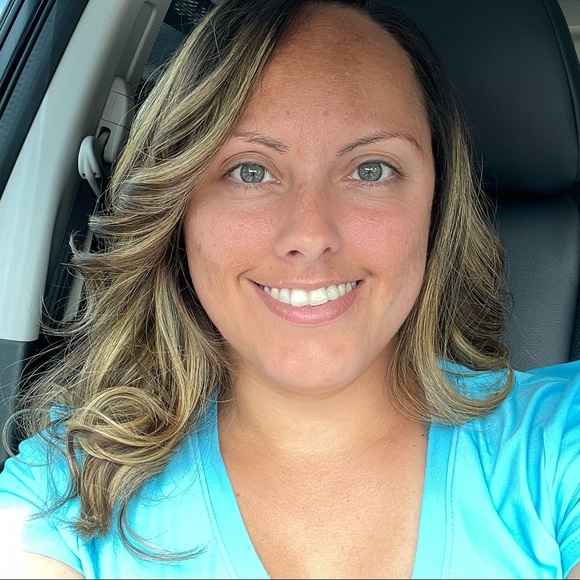 Meet your Posher, WELCOME! - Angela ᕱ - Picture 2 of 10